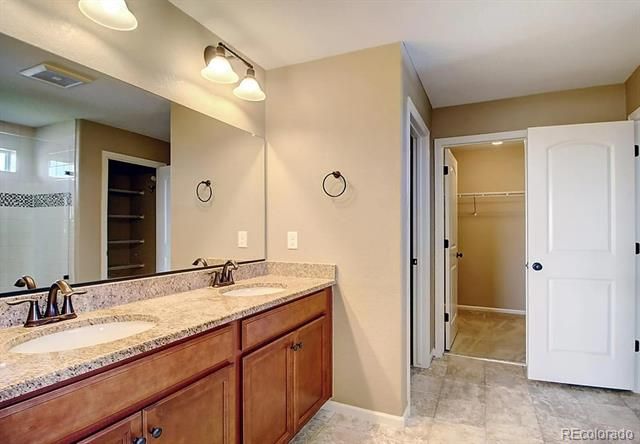 2127 S Ceylon Court, Aurora, CO 80013