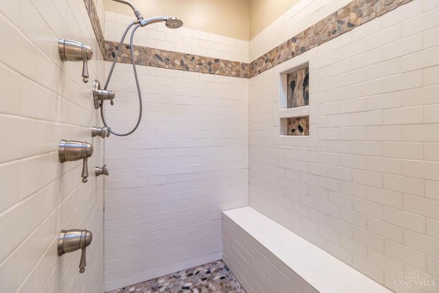 6853 OBannon Bluff, Goshen Twp, OH 45140