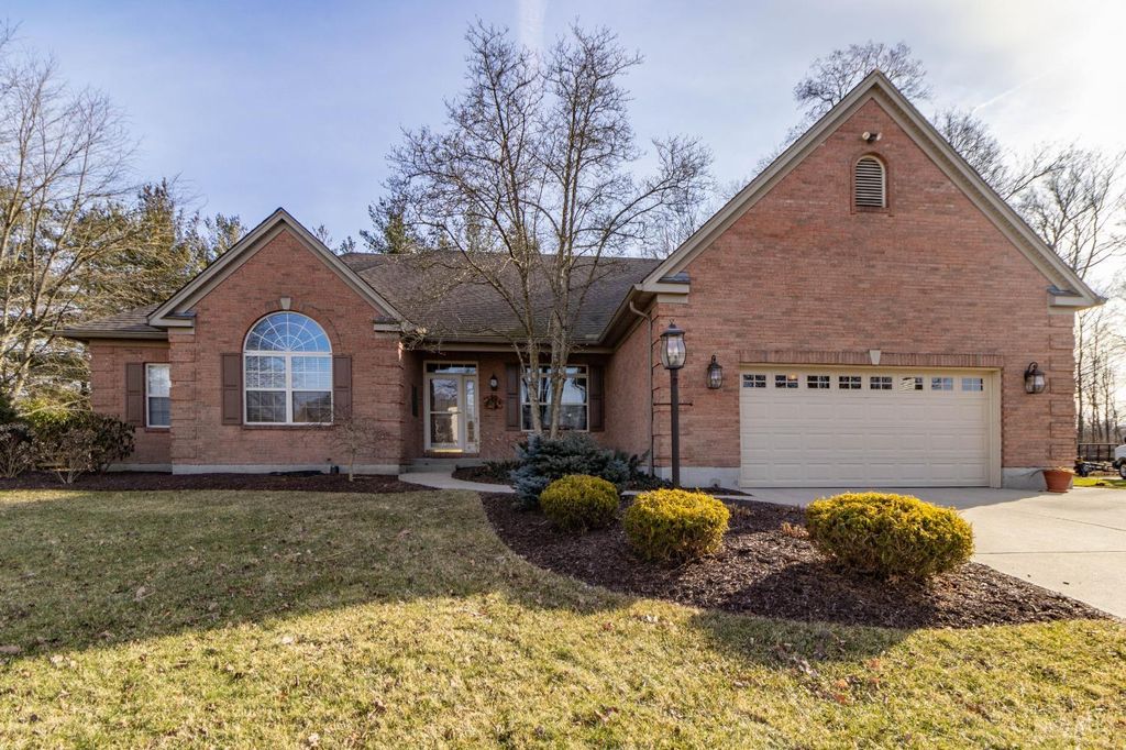 6853 OBannon Bluff, Goshen Twp, OH 45140