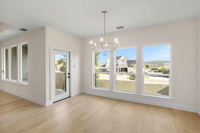 1901 N Chateau Lane, Kerrville, TX 78028