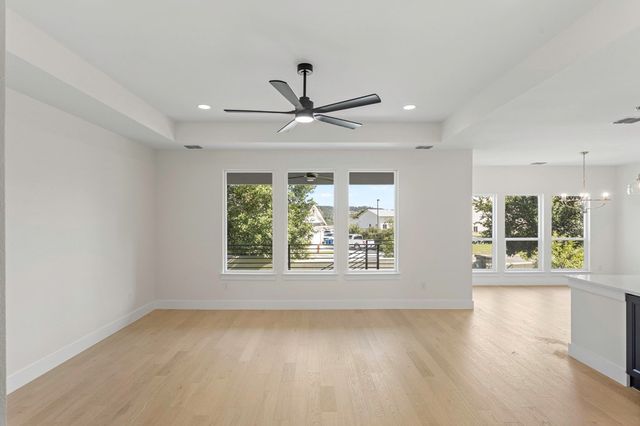 1901 N Chateau Lane, Kerrville, TX 78028