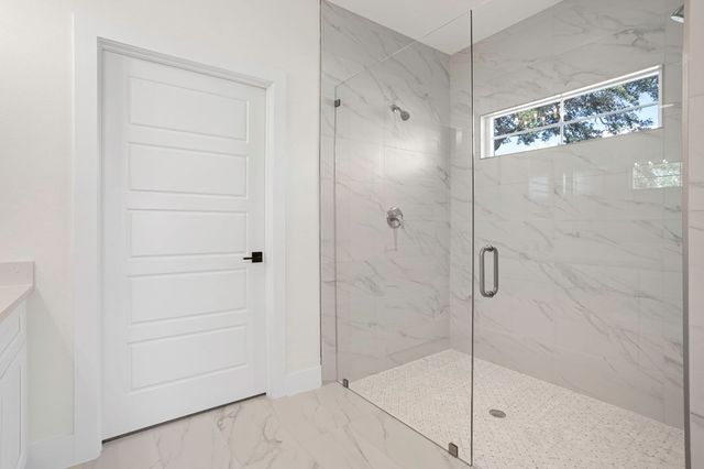 1901 N Chateau Lane, Kerrville, TX 78028