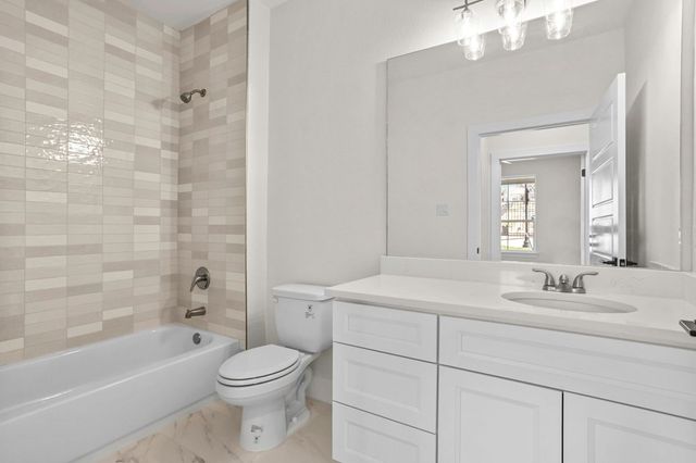 1901 N Chateau Lane, Kerrville, TX 78028