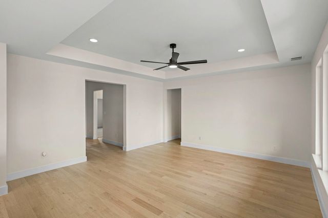 1901 N Chateau Lane, Kerrville, TX 78028