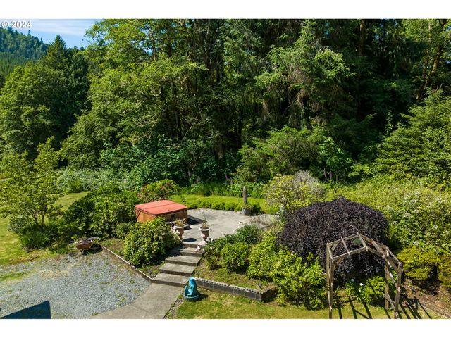 23200 Foss Rd, Nehalem, OR 97131
