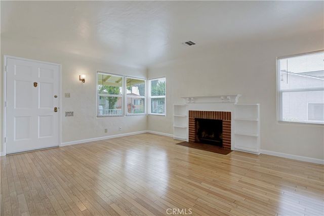 559 E Providencia, Burbank, CA 91501