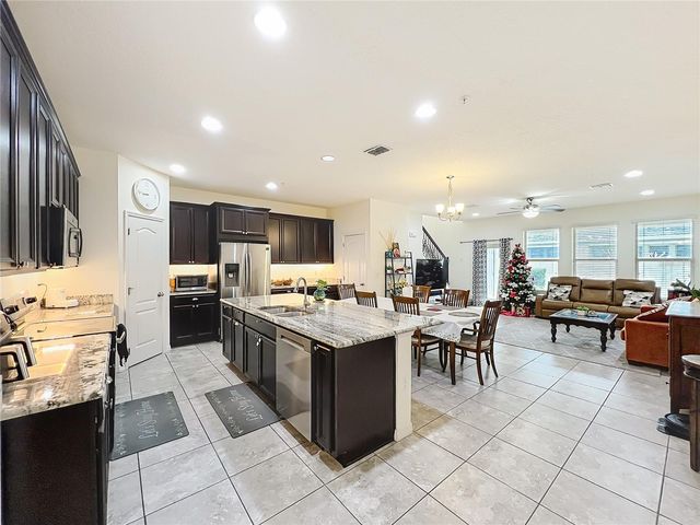 390 MISTY GROVE LANE, Sanford, FL 32771