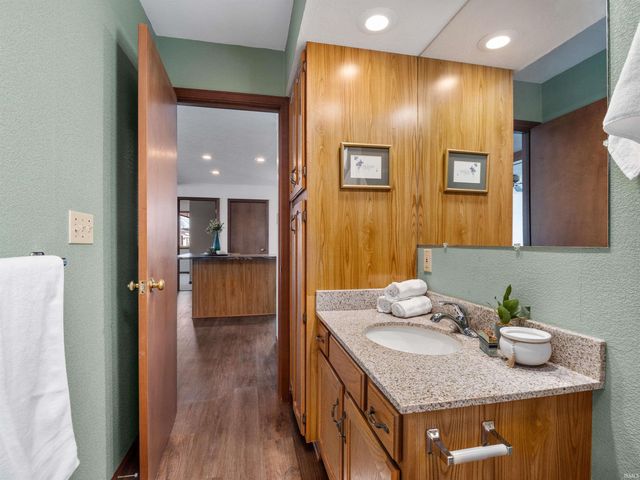 500 E Medusa Street, Syracuse, IN 46567