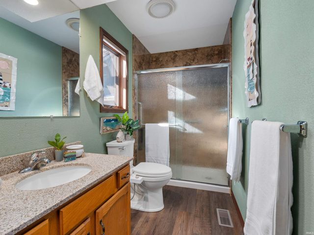 500 E Medusa Street, Syracuse, IN 46567