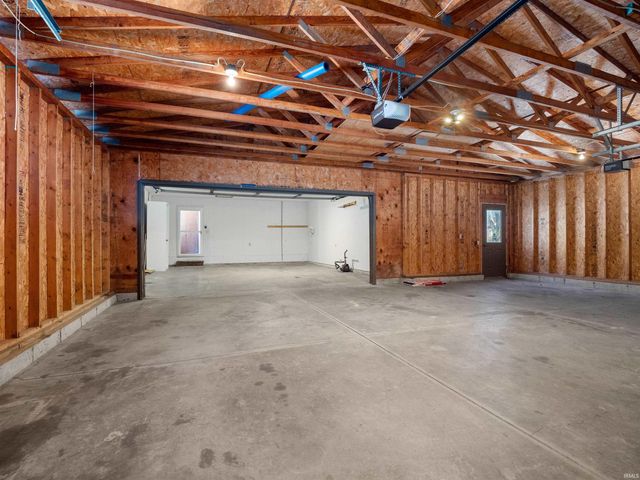 500 E Medusa Street, Syracuse, IN 46567