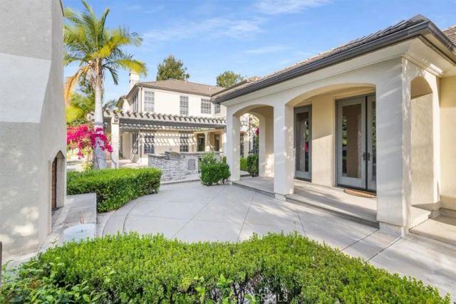 729 Carriage House Dr., Arcadia, CA 91006