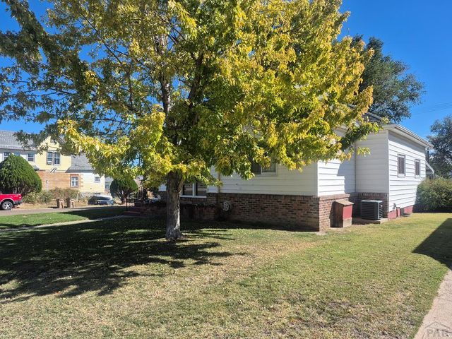 901 San Juan Ave, La Junta, CO 81050