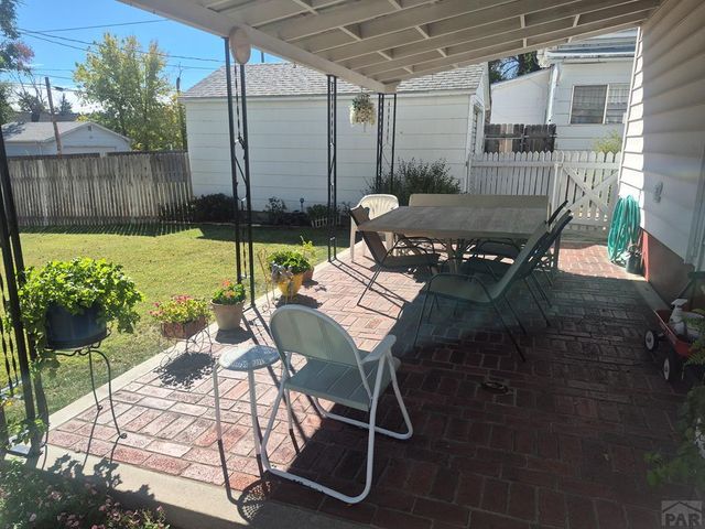 901 San Juan Ave, La Junta, CO 81050