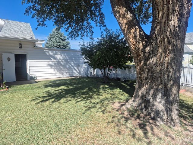 901 San Juan Ave, La Junta, CO 81050