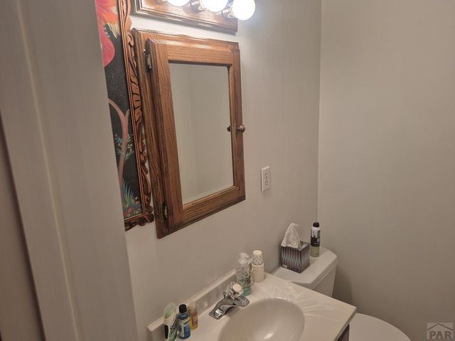 901 San Juan Ave, La Junta, CO 81050