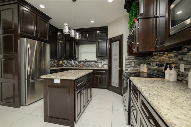 2313 Cornell Avenue, Mcallen, TX 78504