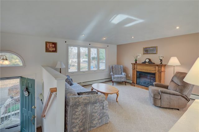 60 North Street, Cranston, RI 02920