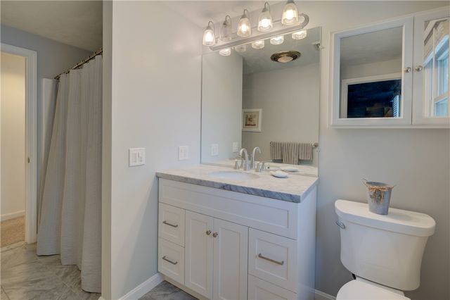 60 North Street, Cranston, RI 02920