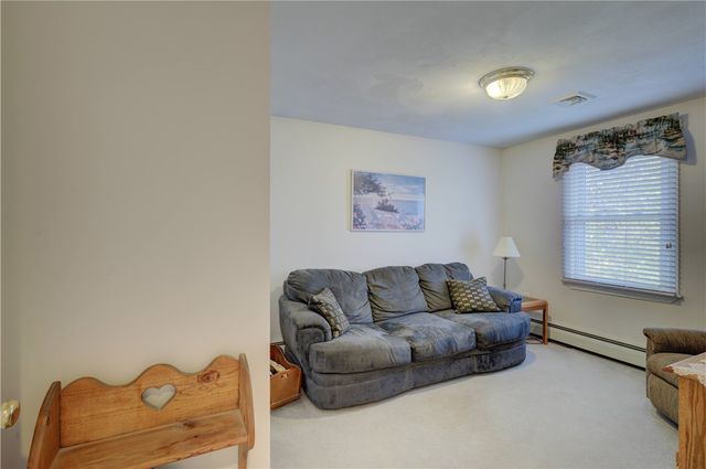 60 North Street, Cranston, RI 02920