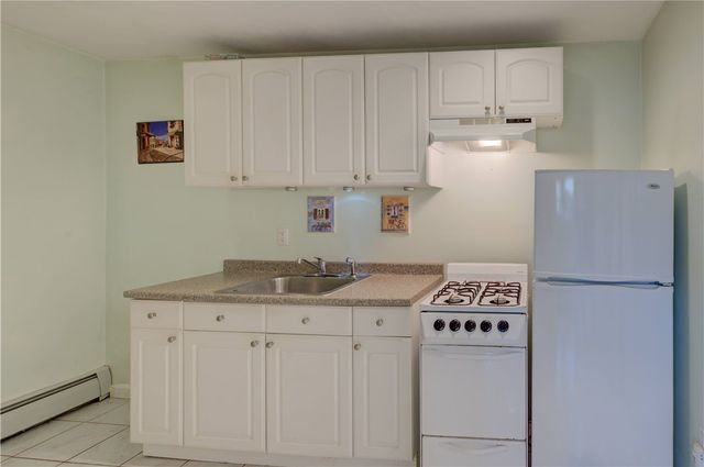 60 North Street, Cranston, RI 02920