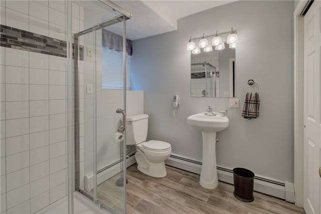 60 North Street, Cranston, RI 02920