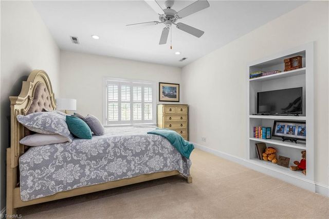 537 Montclaire Drive, Mount Airy, NC 27030