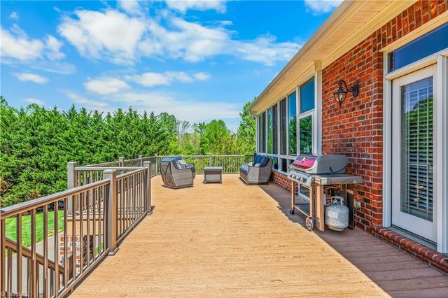 537 Montclaire Drive, Mount Airy, NC 27030
