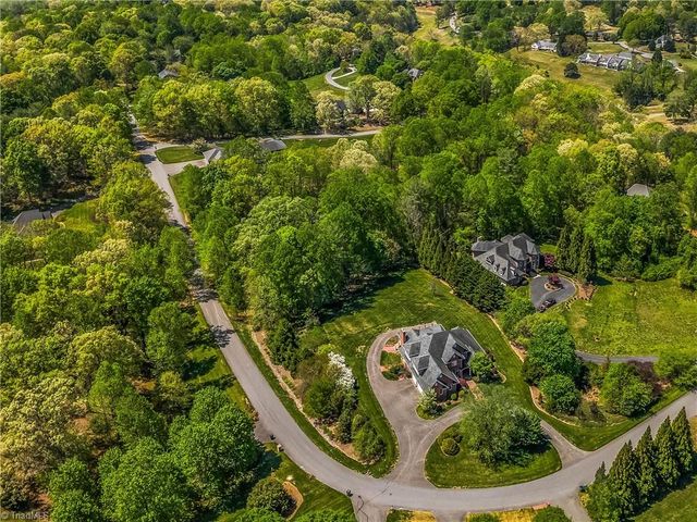 537 Montclaire Drive, Mount Airy, NC 27030