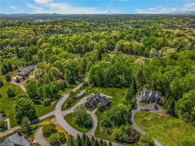 537 Montclaire Drive, Mount Airy, NC 27030