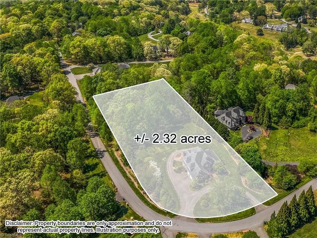 537 Montclaire Drive, Mount Airy, NC 27030