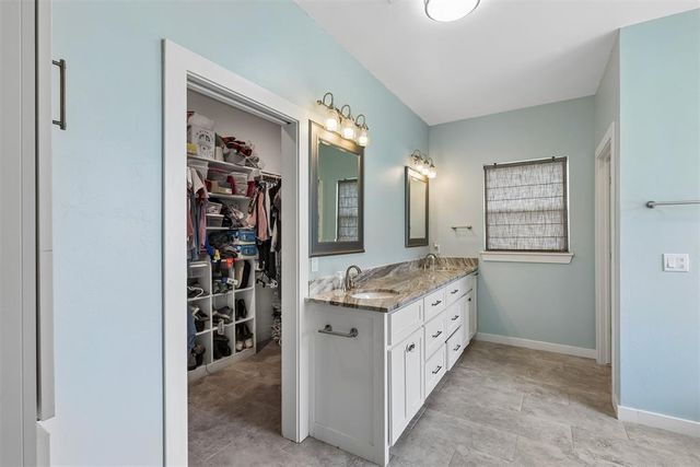 940 NW 35th Street, Moore, OK 73160