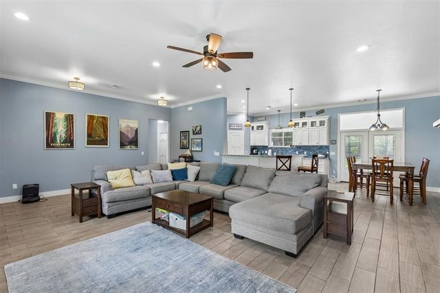 940 NW 35th Street, Moore, OK 73160