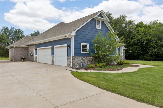 940 NW 35th Street, Moore, OK 73160