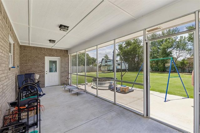 940 NW 35th Street, Moore, OK 73160