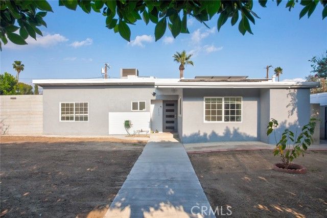 9502 Laurel Canyon, Arleta (los Angeles), CA 91331
