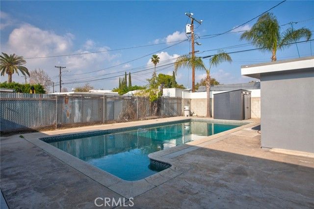 9502 Laurel Canyon, Arleta (los Angeles), CA 91331