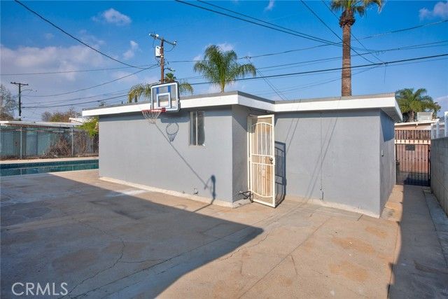 9502 Laurel Canyon, Arleta (los Angeles), CA 91331