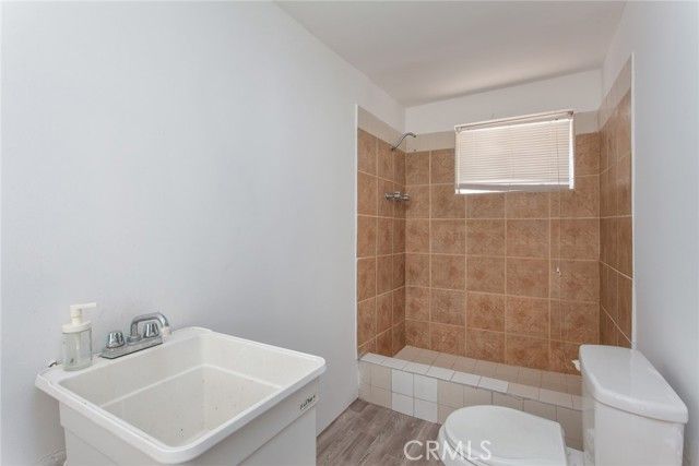 9502 Laurel Canyon, Arleta (los Angeles), CA 91331