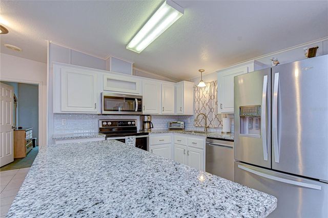 37232 NEUKOM AVENUE, Zephyrhills, FL 33541