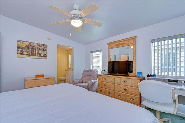 37232 NEUKOM AVENUE, Zephyrhills, FL 33541