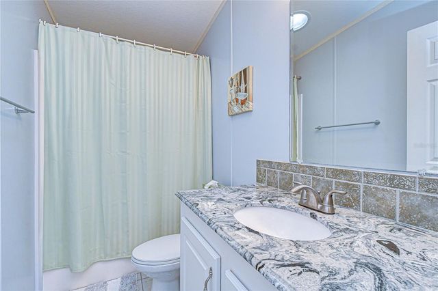 37232 NEUKOM AVENUE, Zephyrhills, FL 33541