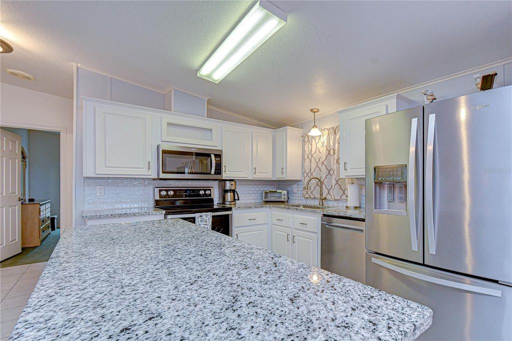 Image 14 of property listing at 37232 NEUKOM AVENUE, Zephyrhills, FL 33541