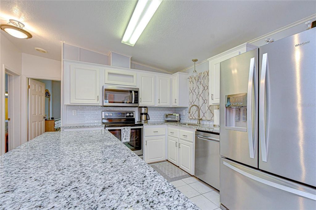 Image 15 of property listing at 37232 NEUKOM AVENUE, Zephyrhills, FL 33541