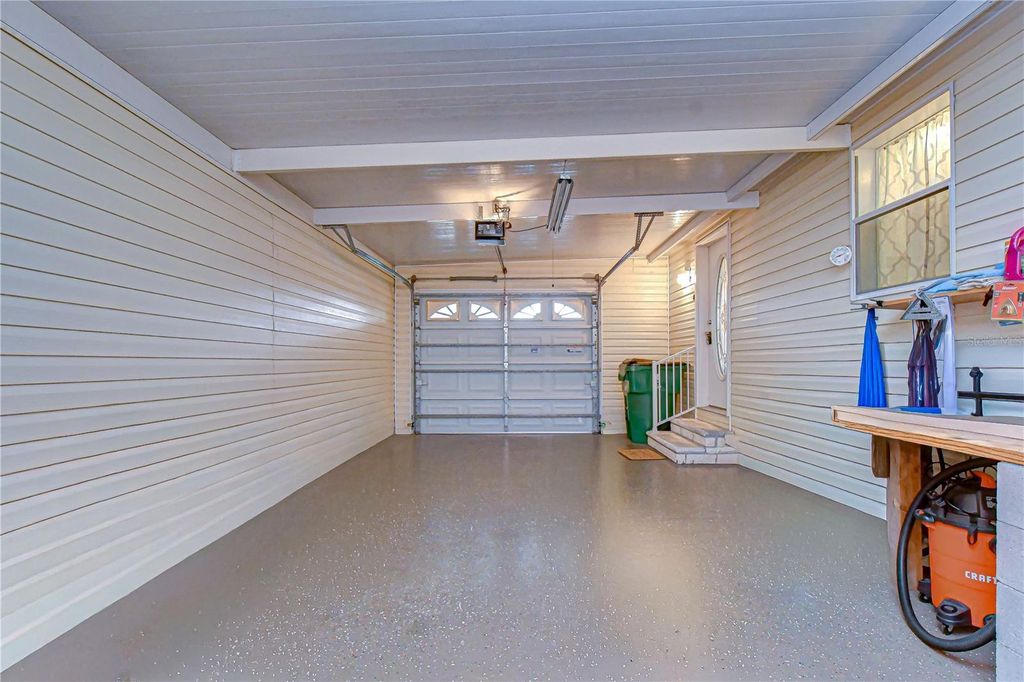 Image 37 of property listing at 37232 NEUKOM AVENUE, Zephyrhills, FL 33541