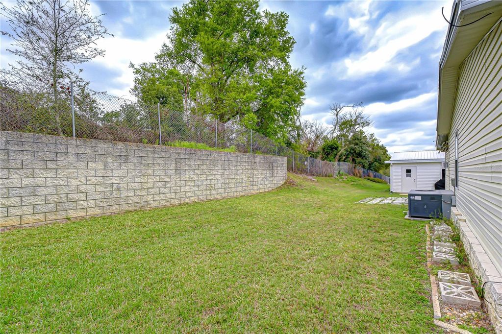 Image 42 of property listing at 37232 NEUKOM AVENUE, Zephyrhills, FL 33541