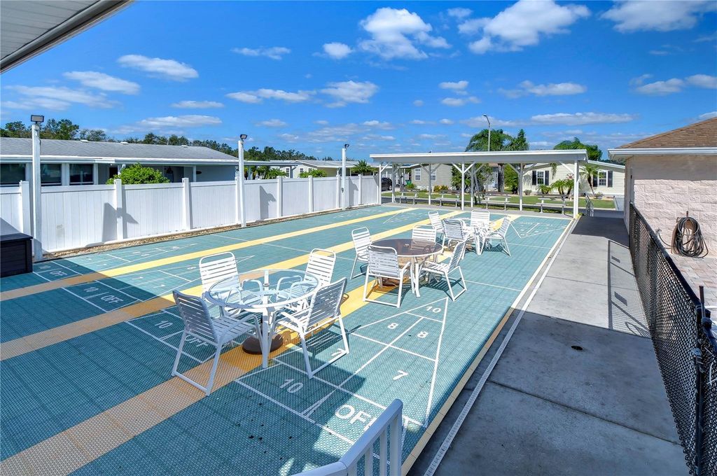 Image 51 of property listing at 37232 NEUKOM AVENUE, Zephyrhills, FL 33541