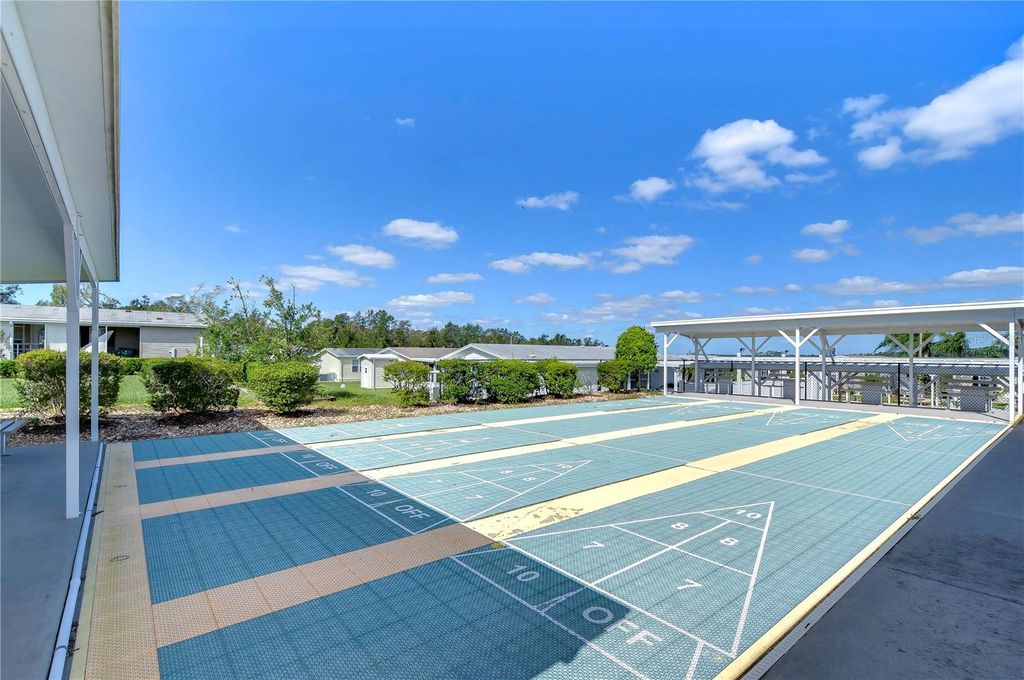 Image 54 of property listing at 37232 NEUKOM AVENUE, Zephyrhills, FL 33541