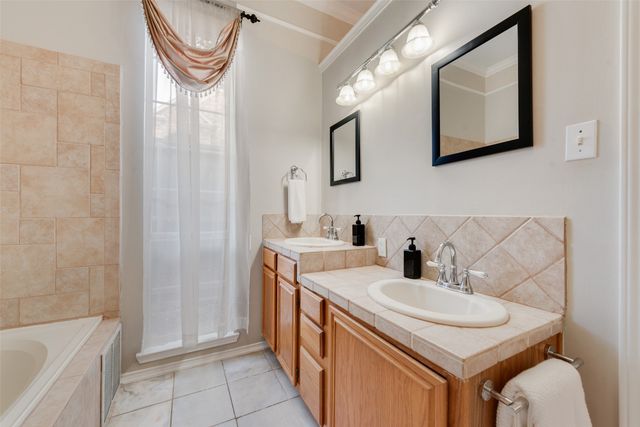 775 Marble Canyon Circle, Irving, TX 75063