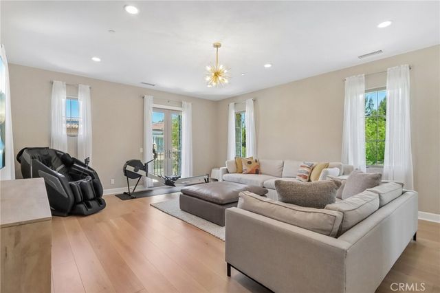 12 Maverick, Irvine, CA 92602