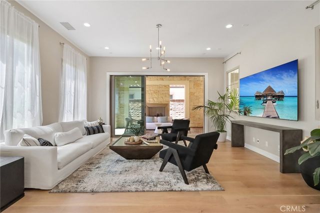 12 Maverick, Irvine, CA 92602